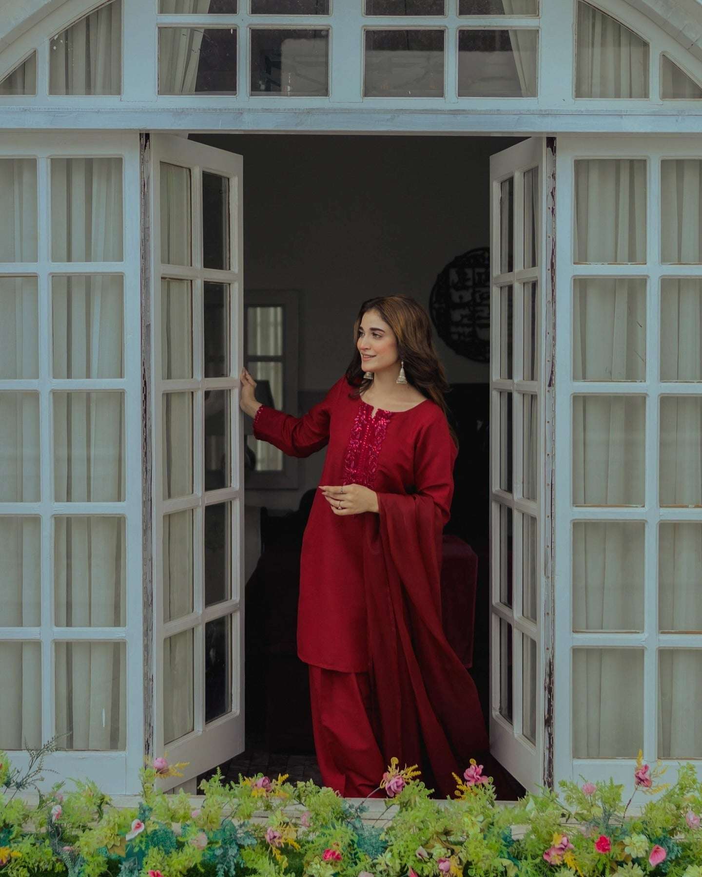 AAvaran AAvaran Crimson Red Crepe Silk Hand-Embroidered Farshi Salwar Kameez Set Kurti Set with dupatta & Sharara Plazo