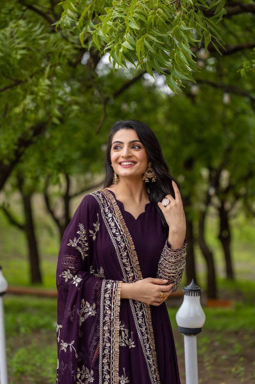 AAvaran Midnight Sparkle Embroidered Georgette Anarkali Set | AAvaran Anarkali Set with dupatta & Pant