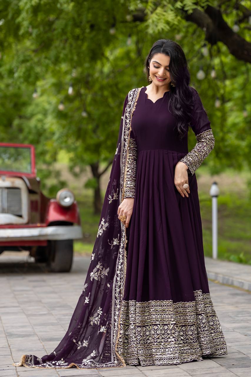 AAvaran Midnight Sparkle Embroidered Georgette Anarkali Set | AAvaran Anarkali Set with dupatta & Pant