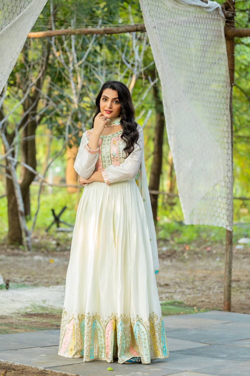 AAvaran AAvaran Heavy Chinon Silk Embroidered Anarkali with Dupatta | Full Sleeves Anarkali Set with dupatta & Pant