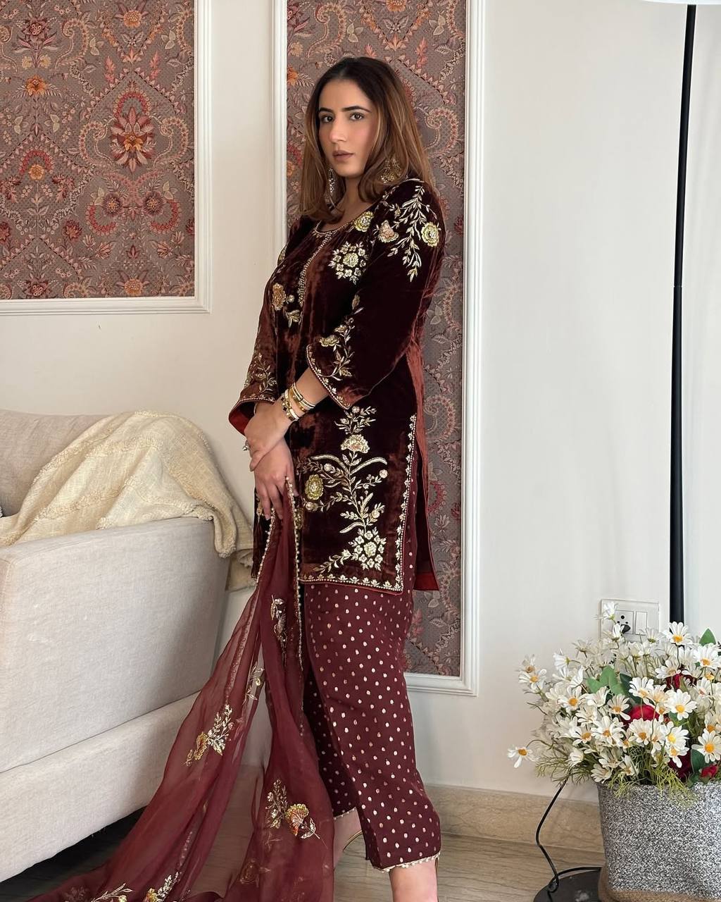 Burgundy Royale Velvet Embroidered Farshi Set