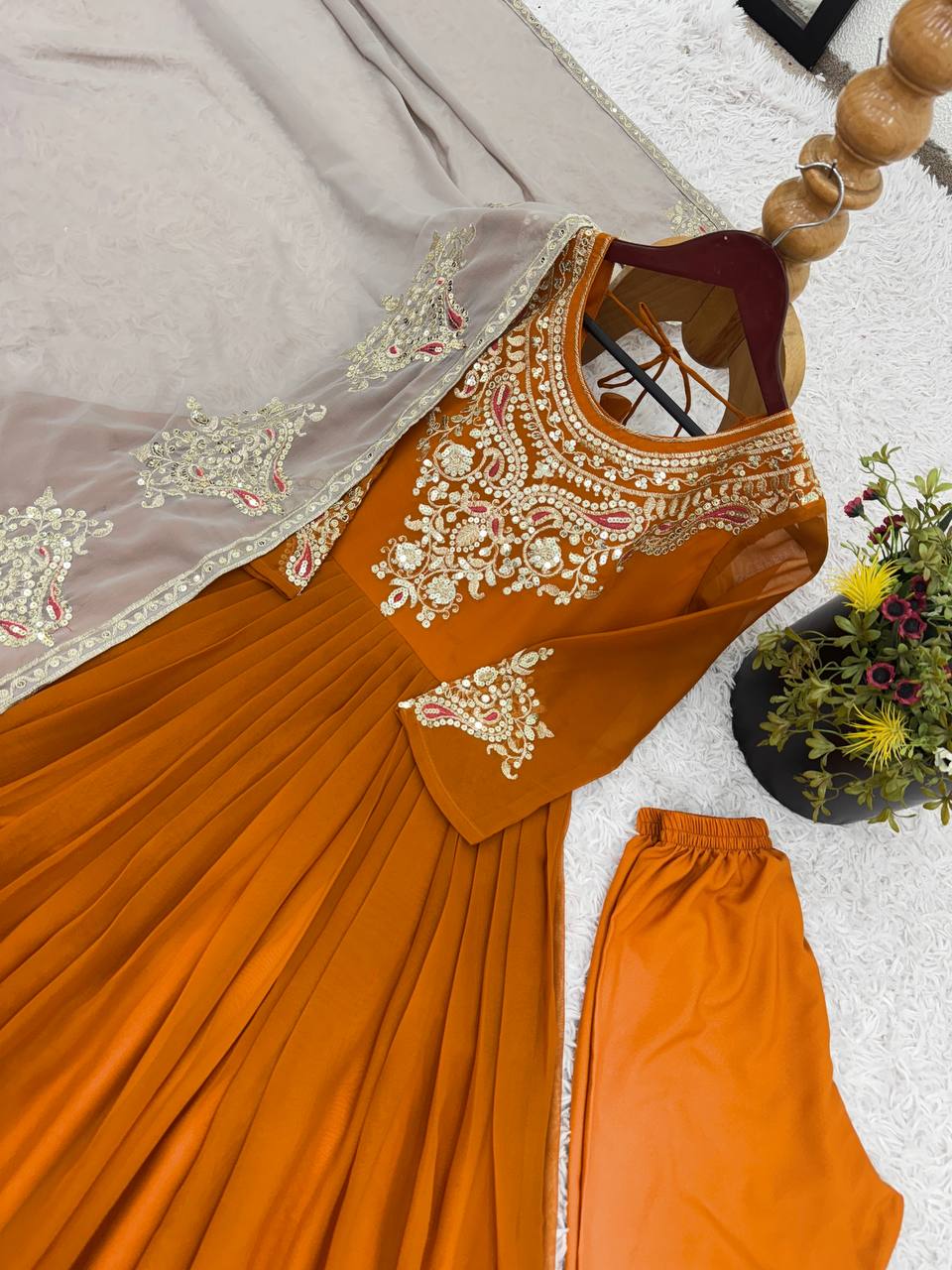 AAvaran AAvaran Faux Georgette Embroidered Anarkali Suit Set with Dupatta Anarkali Set with dupatta & Pant