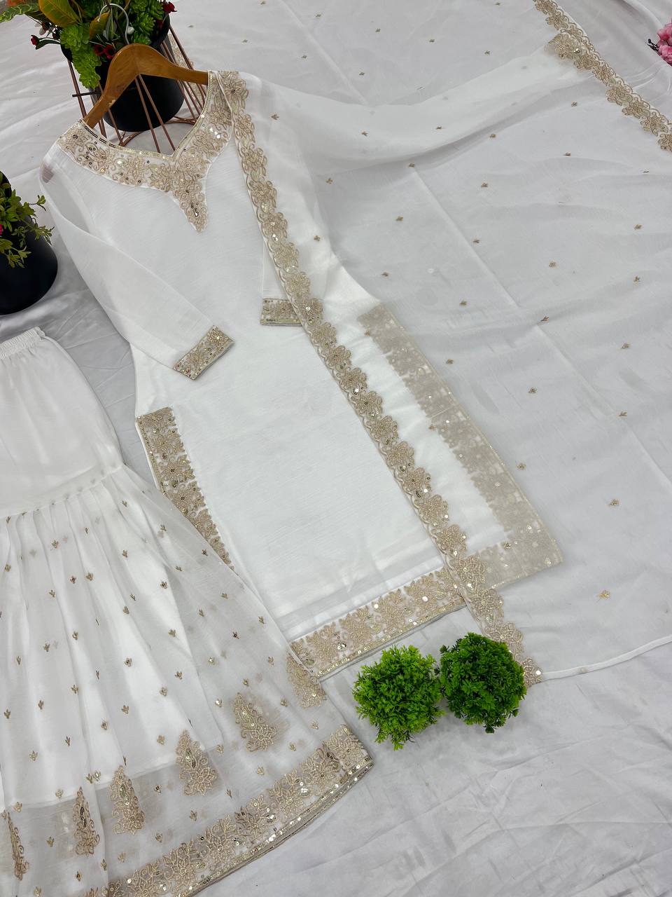 AAvaran AAvaran Crunchy Silk Embroidered Salwar Kameez Set Salwar Suit