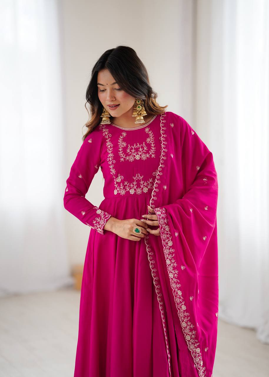 AAvaran Dark Pink Royal Chanderi Anarkali Gown Anarkali Set with dupatta & Pant