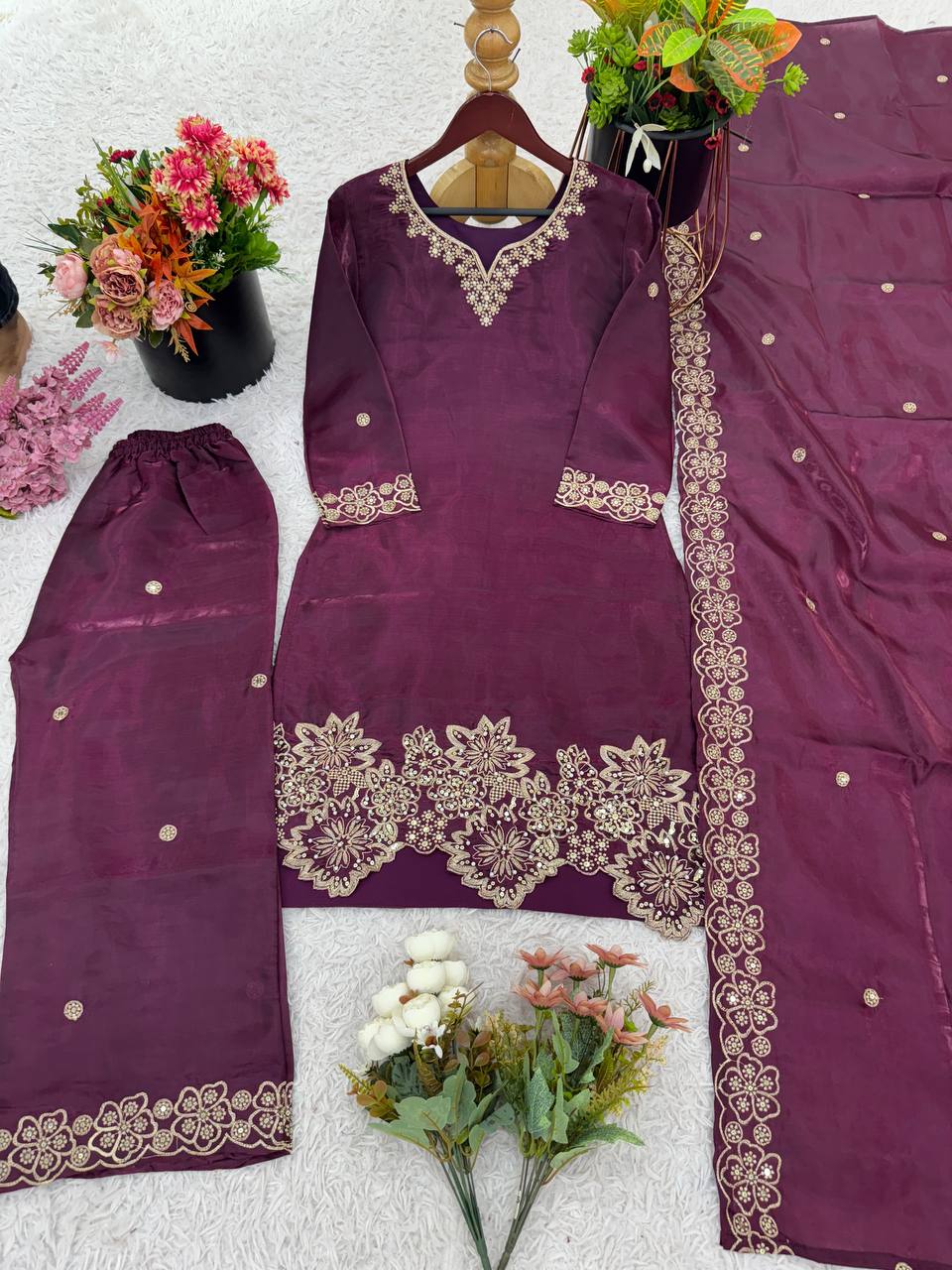 AAvaran AAvaran Luxe Jimmy Choo Embroidery Sequin Work Kurti Palazzo Set with Dupatta Kurti Set with dupatta & Pant