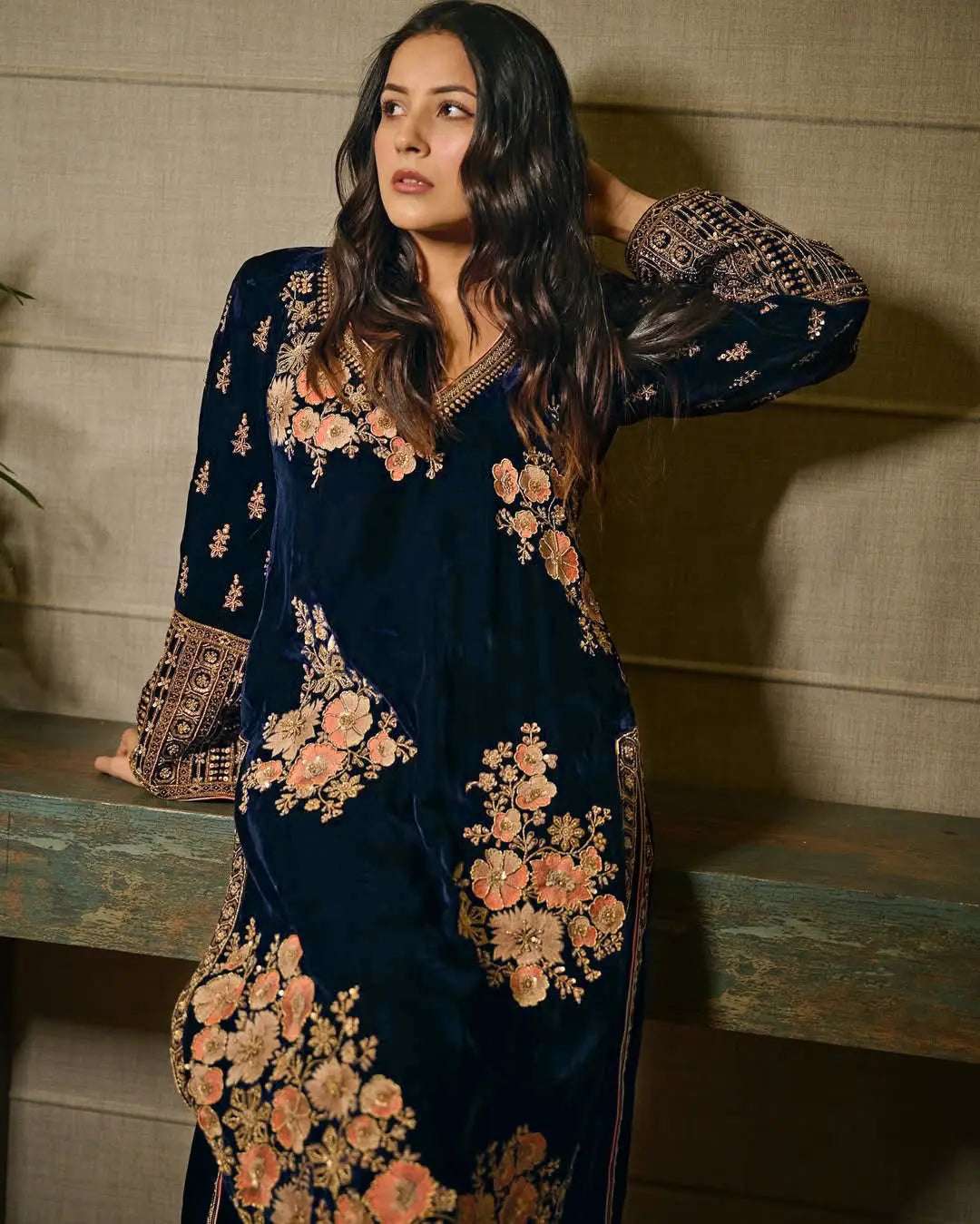 AAvaran AAvaran Sehnaz Gill Party Wear Velvet Suit with Thread Embroidery Kurti Set with dupatta & Pant