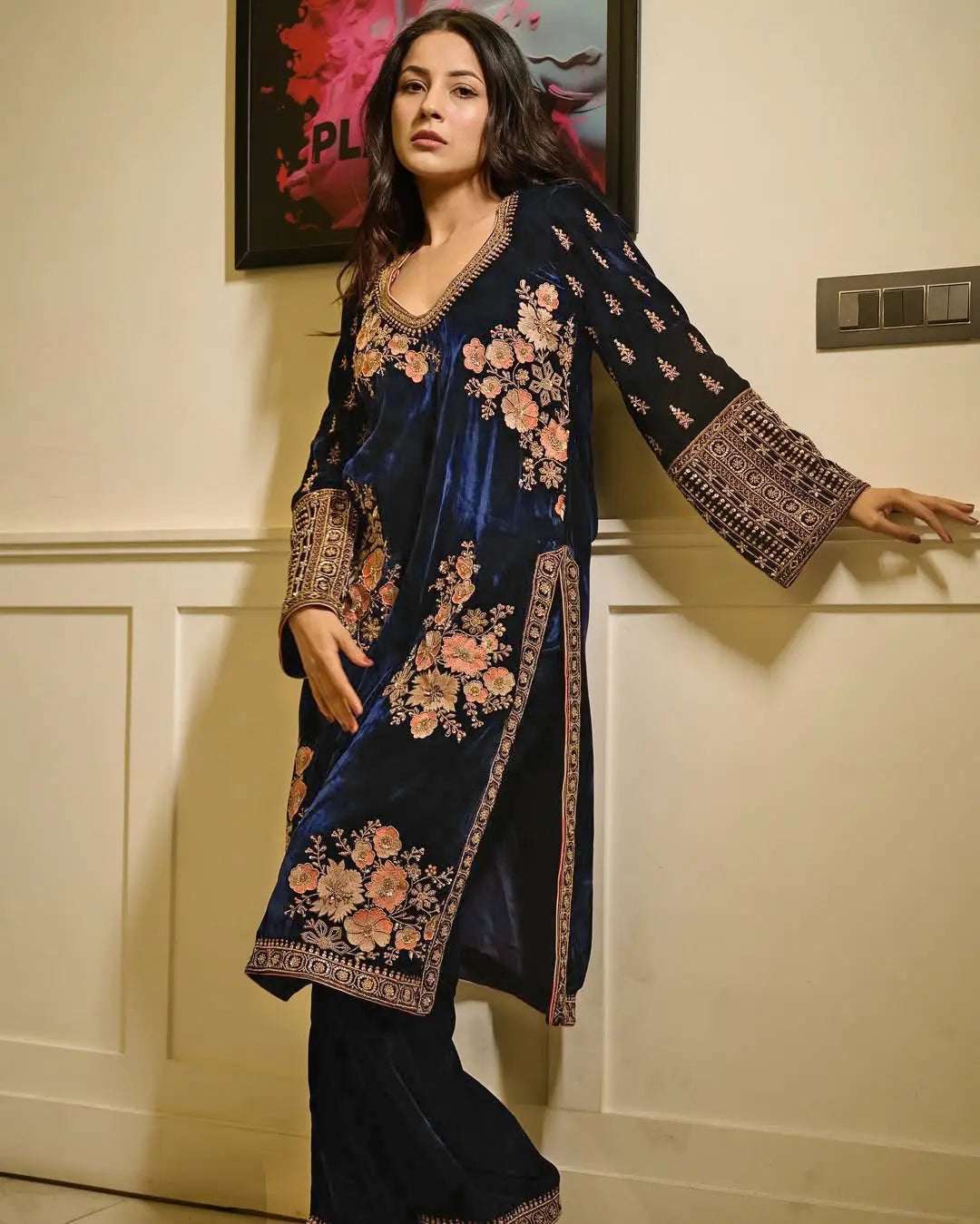 AAvaran AAvaran Sehnaz Gill Party Wear Velvet Suit with Thread Embroidery Kurti Set with dupatta & Pant