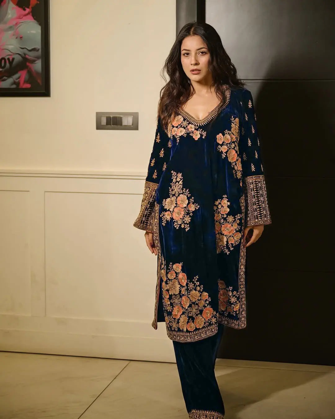 AAvaran AAvaran Sehnaz Gill Party Wear Velvet Suit with Thread Embroidery Kurti Set with dupatta & Pant