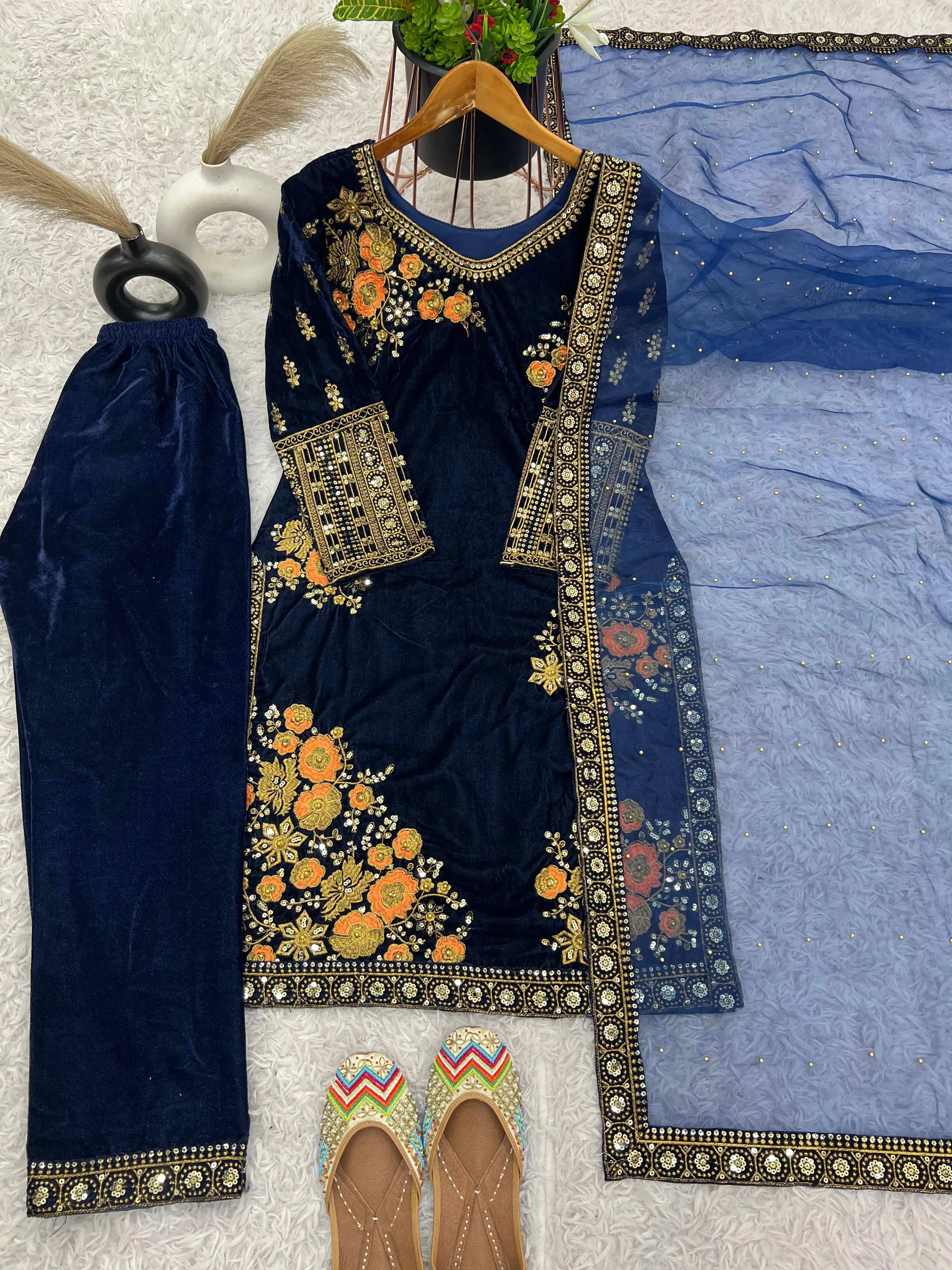 AAvaran AAvaran Sehnaz Gill Party Wear Velvet Suit with Thread Embroidery Kurti Set with dupatta & Pant