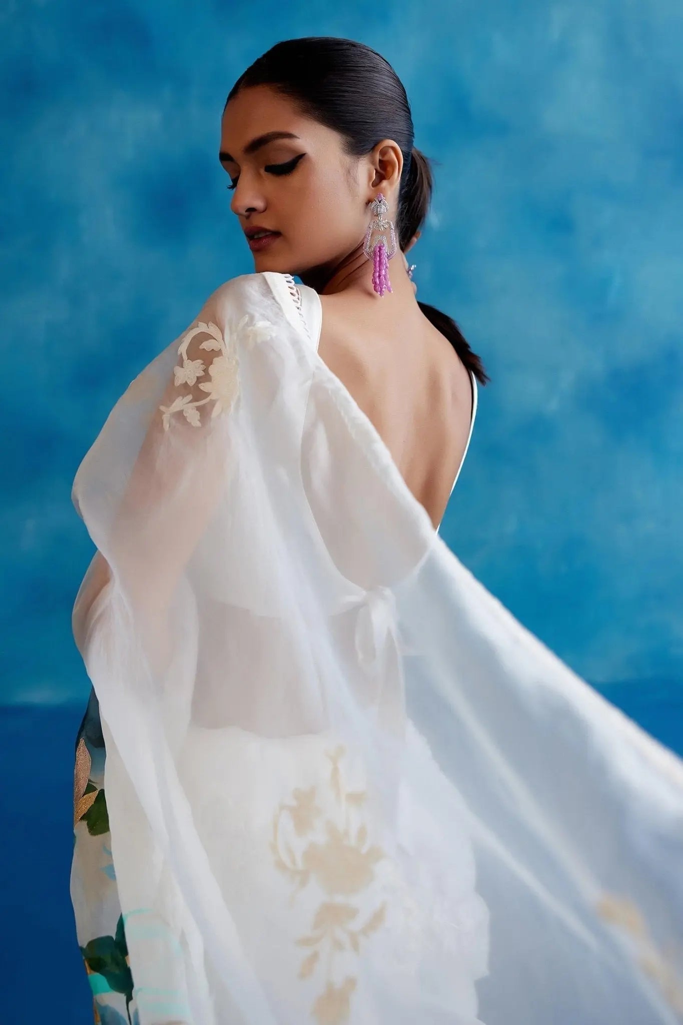 AAvaran White & Blue Hand-Painted Organza Saree with Blouse | AAvaran Elegant Floral Saree Organza Saree