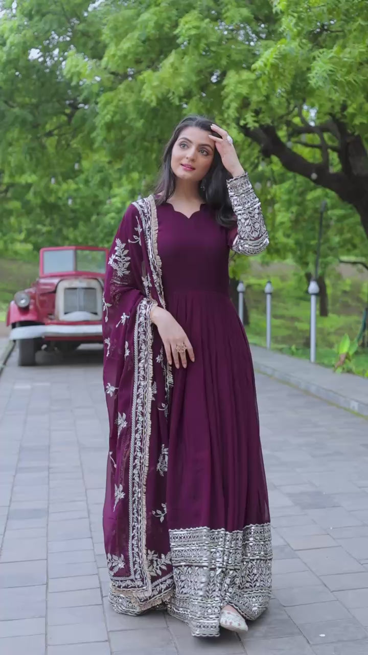 Midnight Sparkle Embroidered Georgette Anarkali Set | AAvaran